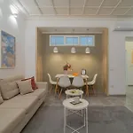 Stylish 2br In Piata Universitatii, Steps To Cismigiu Park דירה
