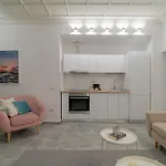 Stylish 2br In Piata Universitatii, Steps To Cismigiu Park