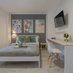 Stylish 2br In Piata Universitatii, Steps To Cismigiu Park דירה