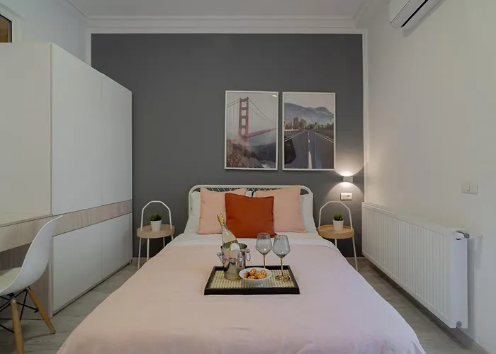 Stylish 2br In Piata Universitatii, Steps To Cismigiu Park * Βουκουρέστι