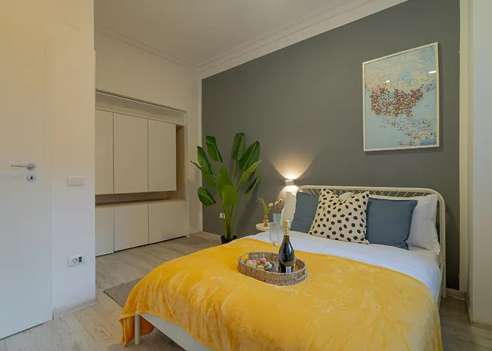 Stylish 2br In Piata Universitatii, Steps To Cismigiu Park