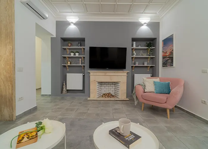 Stylish 2br In Piata Universitatii, Steps To Cismigiu Park *