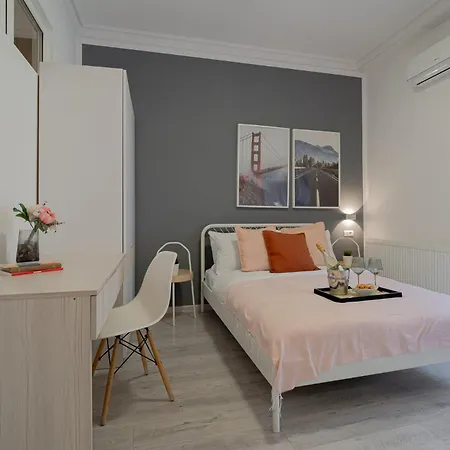 Apartment Stylish 2br In Piata Universitatii, Steps To Cismigiu Park