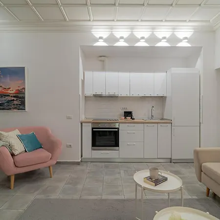 Stylish 2br In Piata Universitatii, Steps To Cismigiu Park